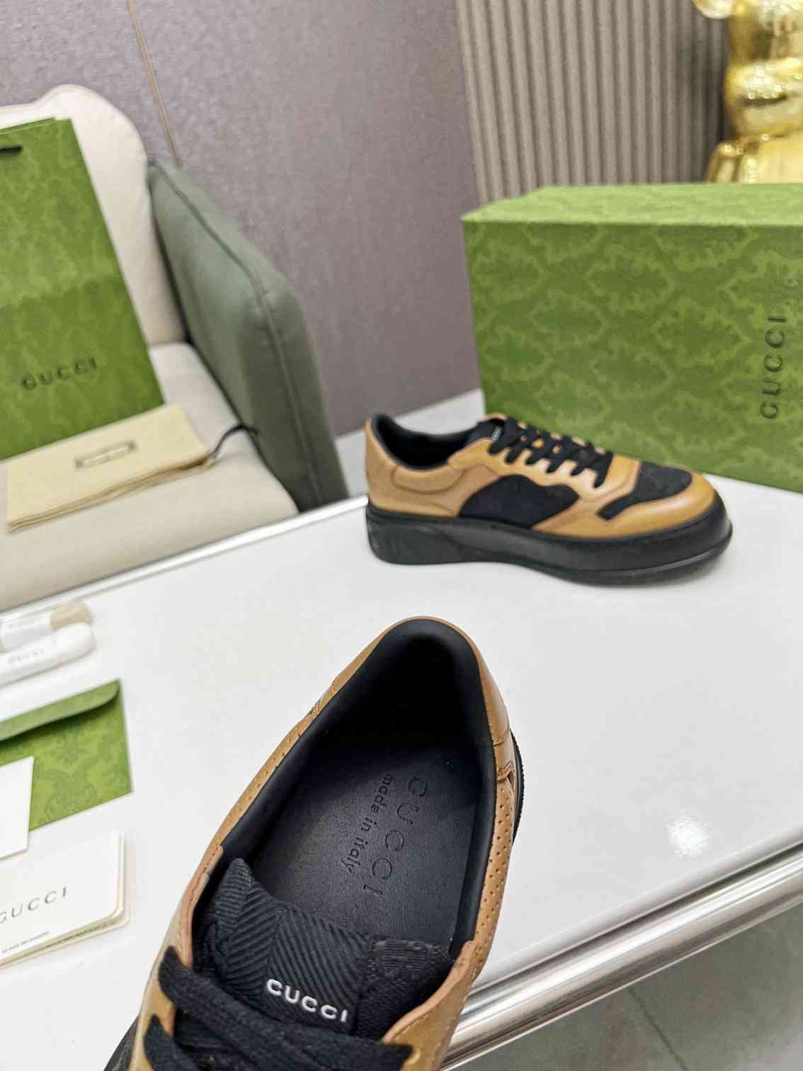 Gucci Ad5706280 IP Low-Top Sneakers Colorway 2 AD5706280