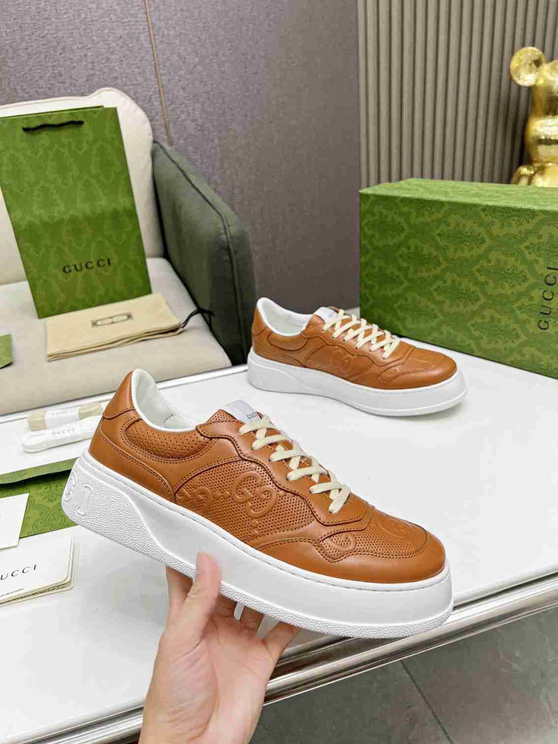 Gucci Ad5706280 IP Low-Top Sneakers Colorway 1 AD5706280