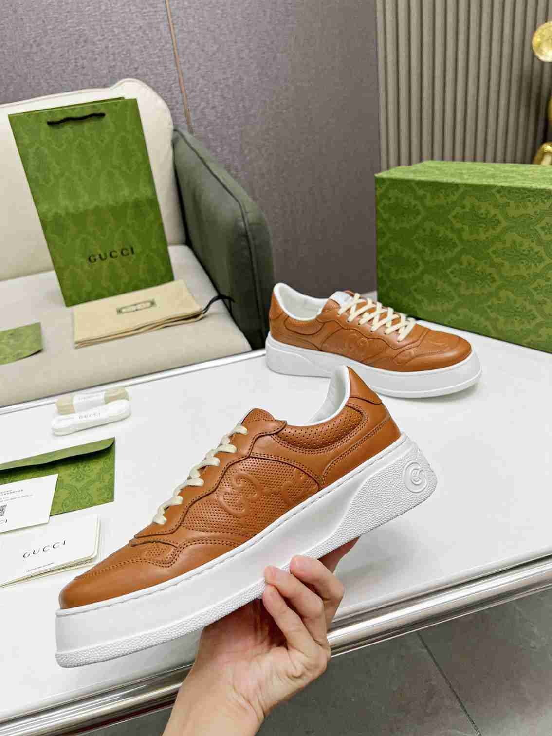 Gucci Ad5706280 IP Low-Top Sneakers Colorway 1 AD5706280