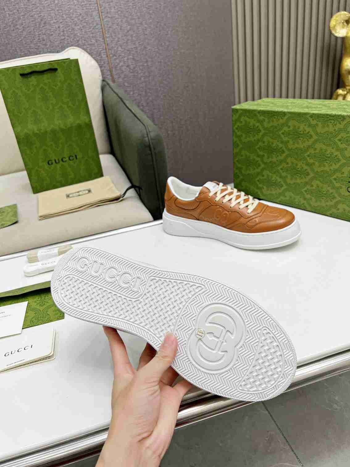 Gucci Ad5706280 IP Low-Top Sneakers Colorway 1 AD5706280