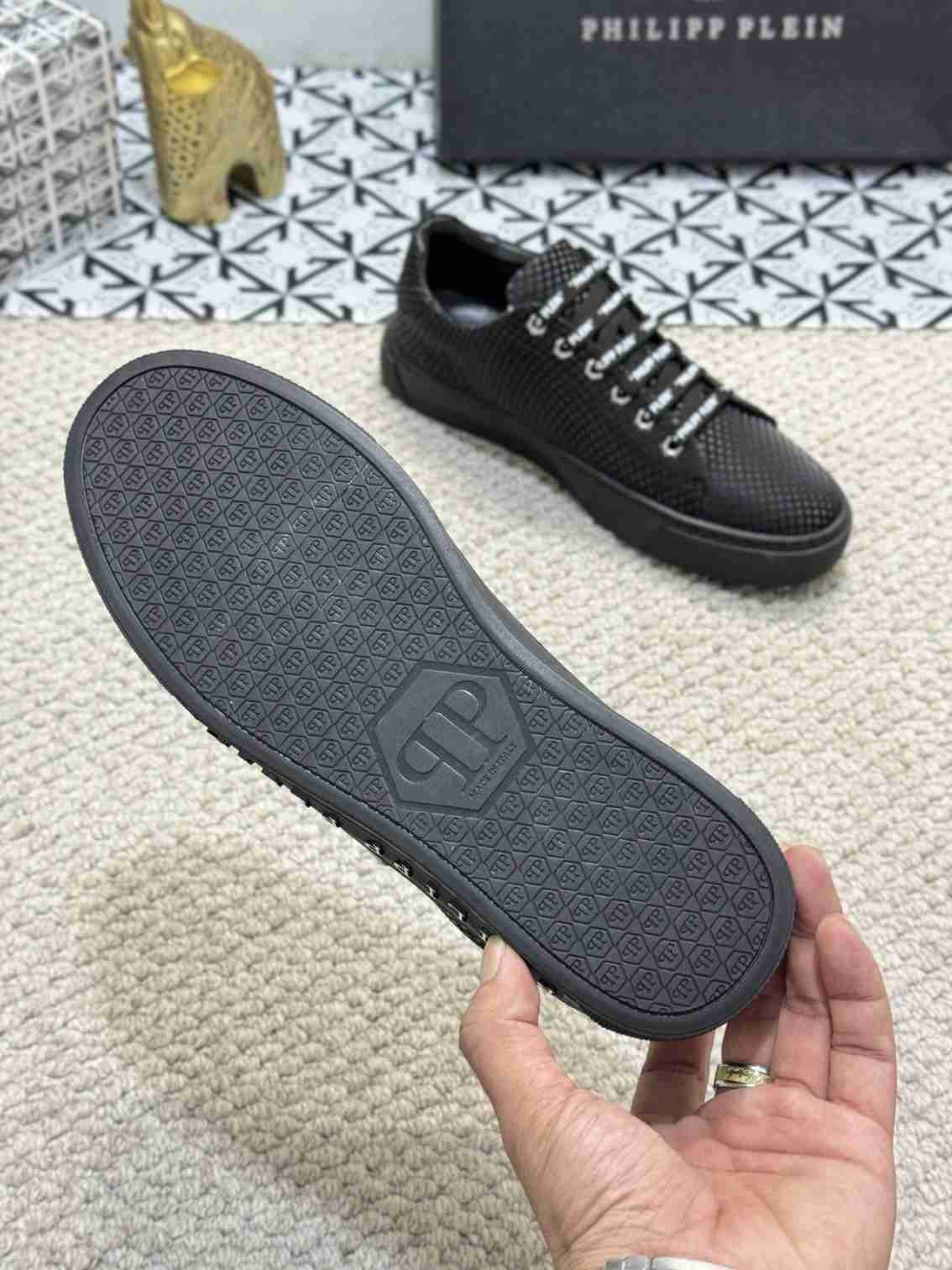 Philipp Plein Men’s PP PP- Casual Sneakers Colorway 4 1159220