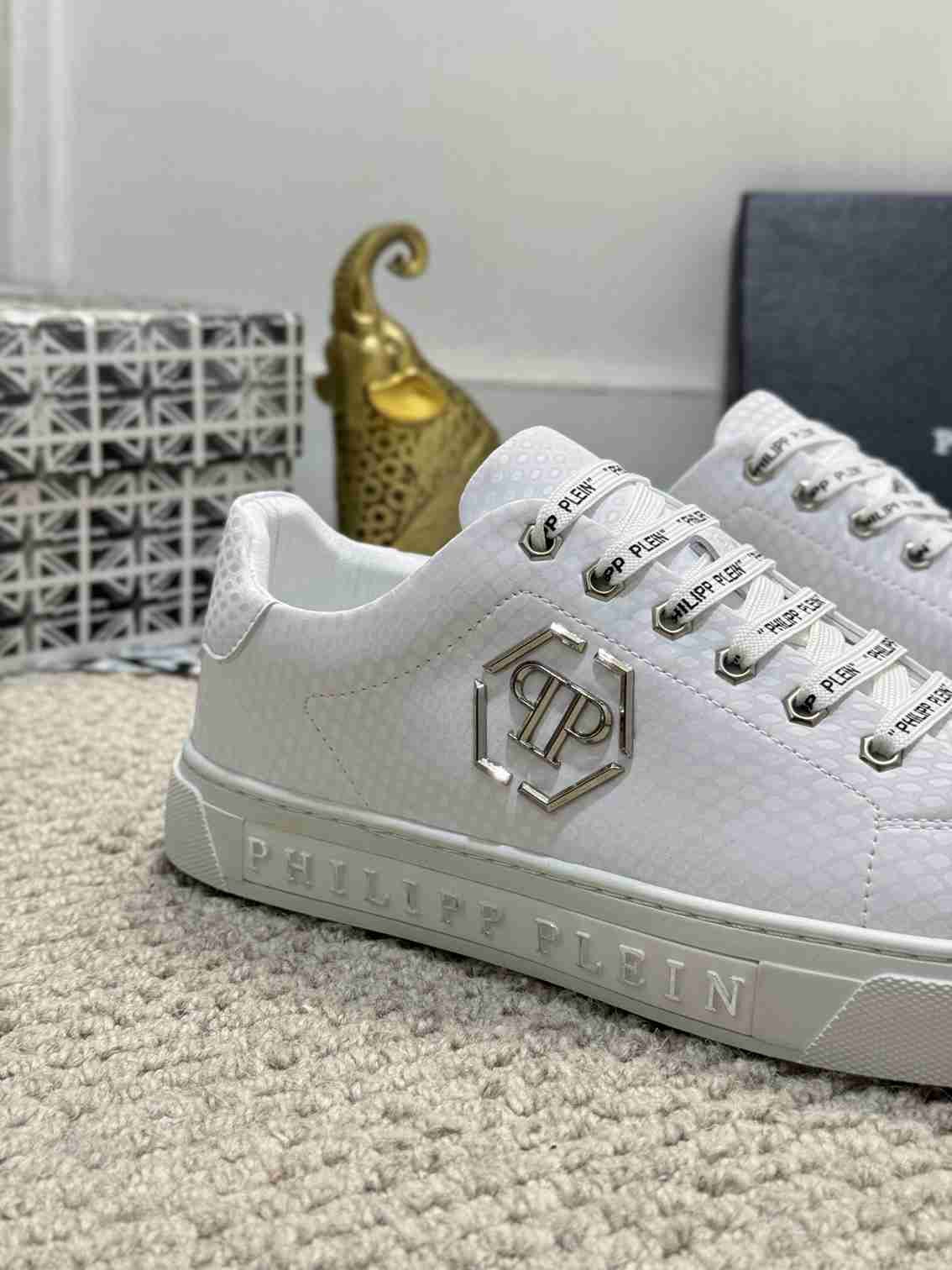 Philipp Plein Men’s PP PHILIPP Casual Sneakers Colorway 3 1159220