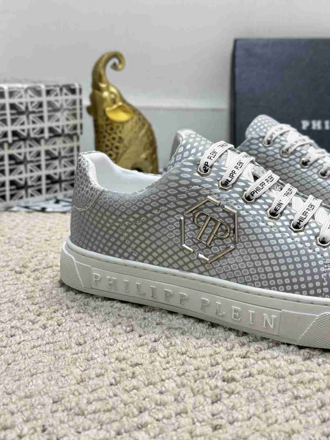 Philipp Plein Men’s PP PHILIPP Casual Sneakers Colorway 1 1159220