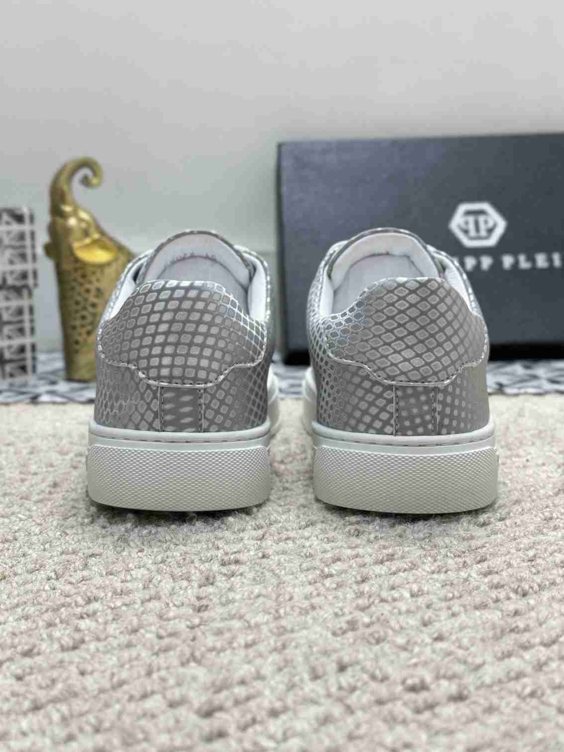 Philipp Plein Men’s PP PHILIPP Casual Sneakers Colorway 1 1159220