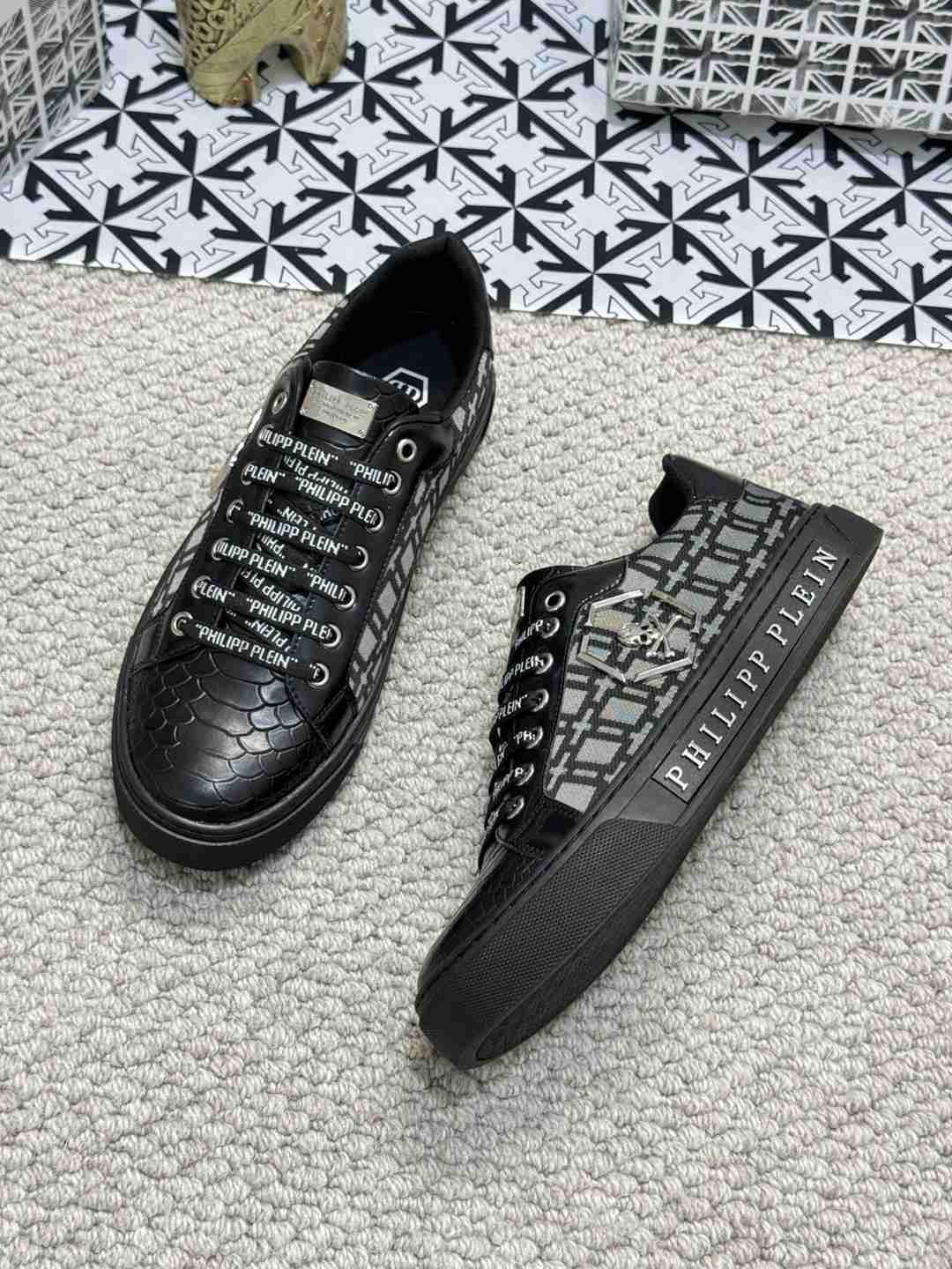 Philipp Plein Men’s PHILIPP PLEIN- Sneakers 1159220