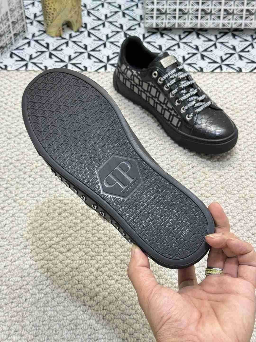 Philipp Plein Men’s PHILIPP PLEIN- Sneakers 1159220