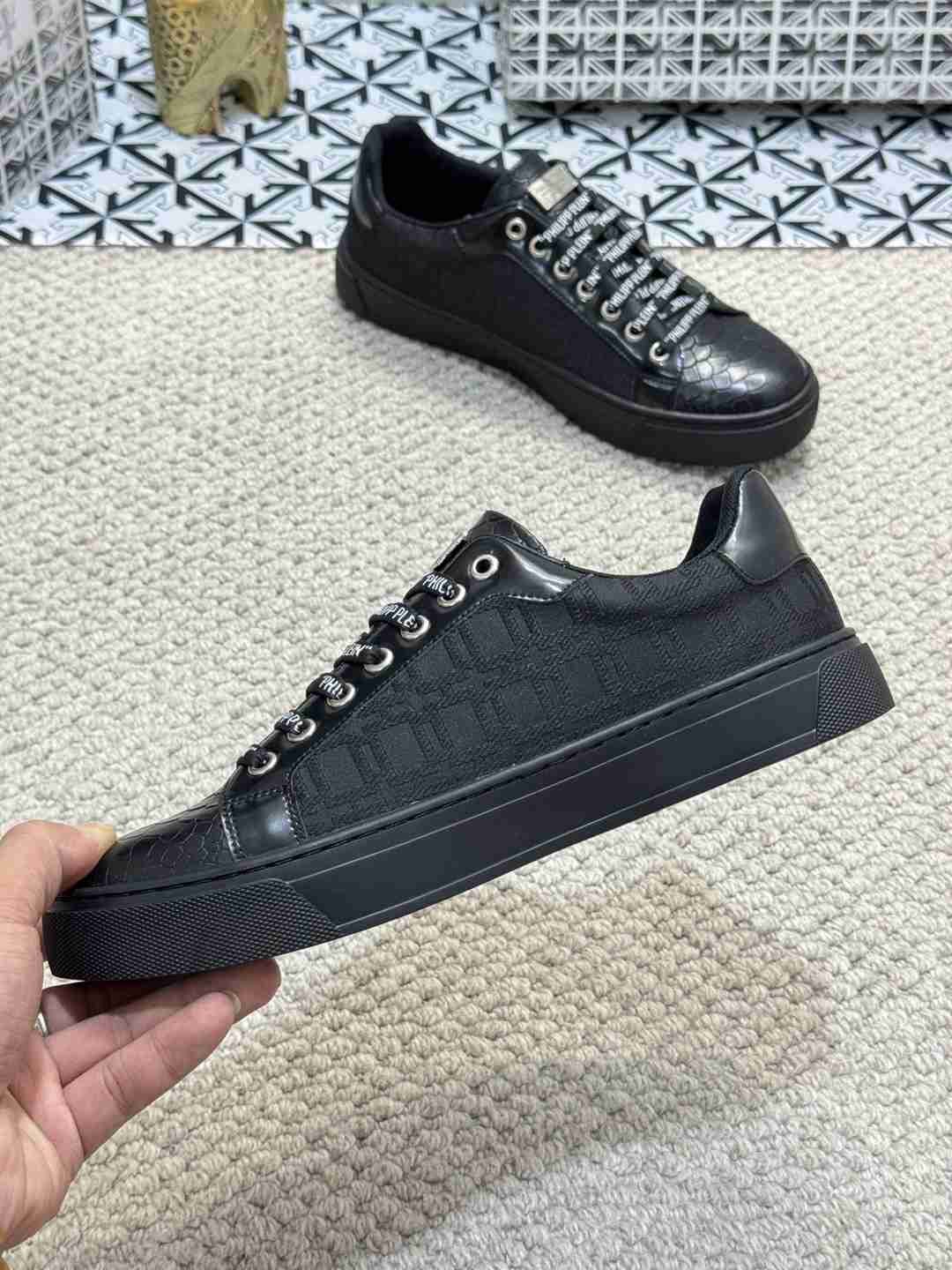 Philipp Plein Men’s PHILIPP PLEIN- Sneakers 1159220