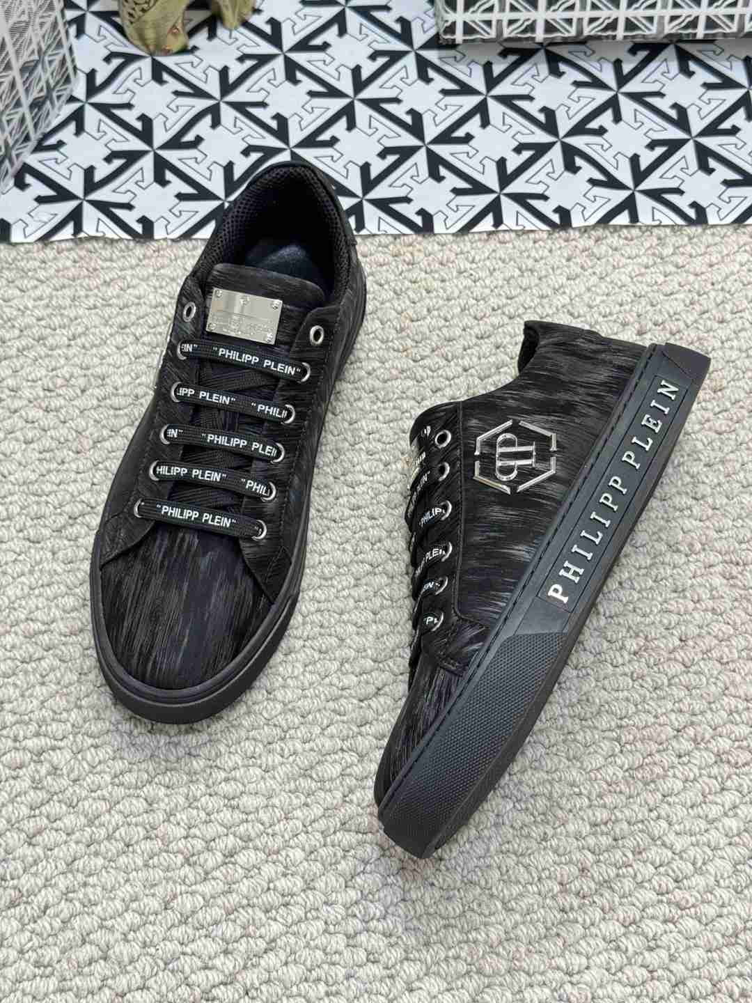 Philipp Plein Men’s PHILIPP PLEIN- Casual Sneakers 1159220