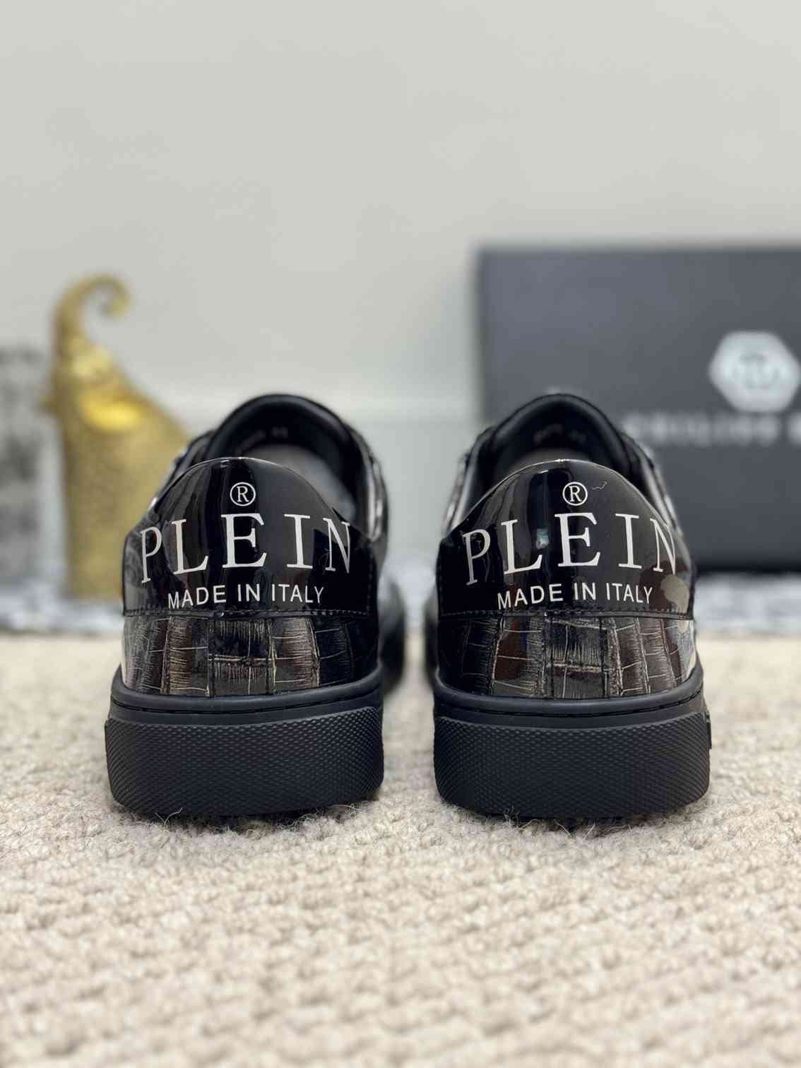 Philipp Plein Men’s PHILIPP PLEIN- Casual Sneakers 1159220