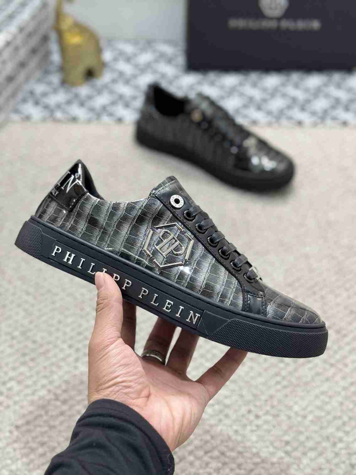 Philipp Plein Men’s PHILIPP PLEIN- Casual Sneakers 1159220