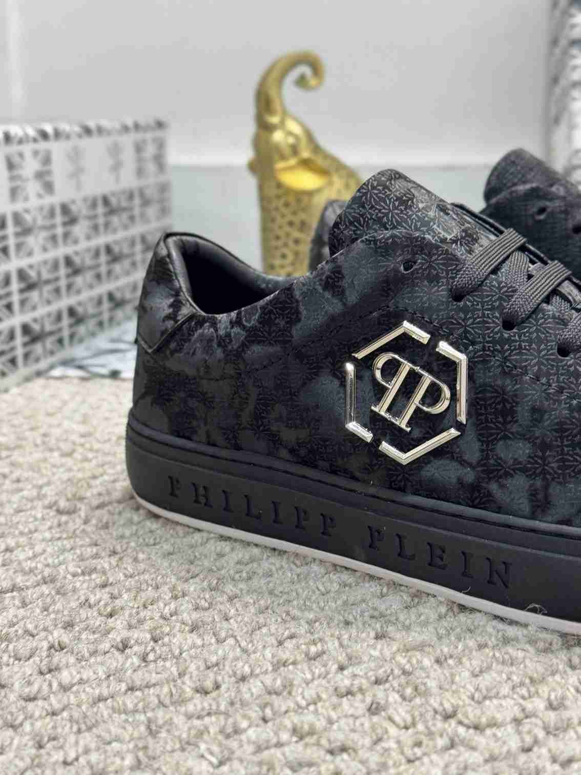Philipp Plein Men’s Logo Sneakers Colorway 3 1159220