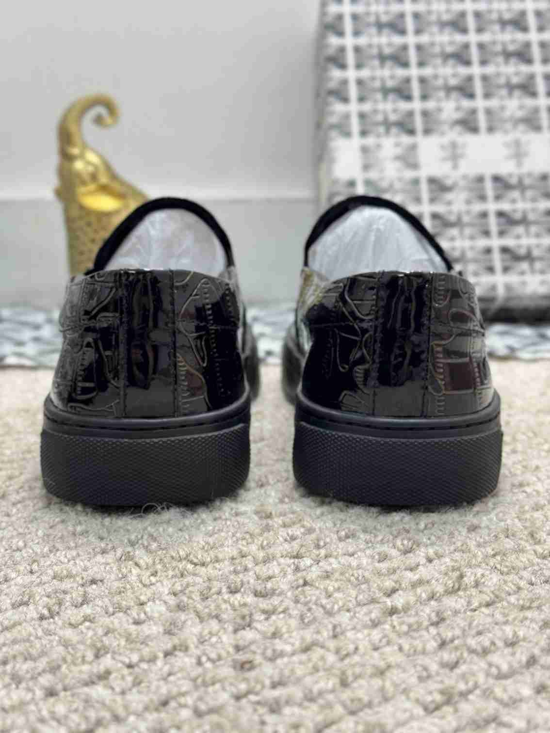 Philipp Plein Men’s Logo Sneakers 1159220