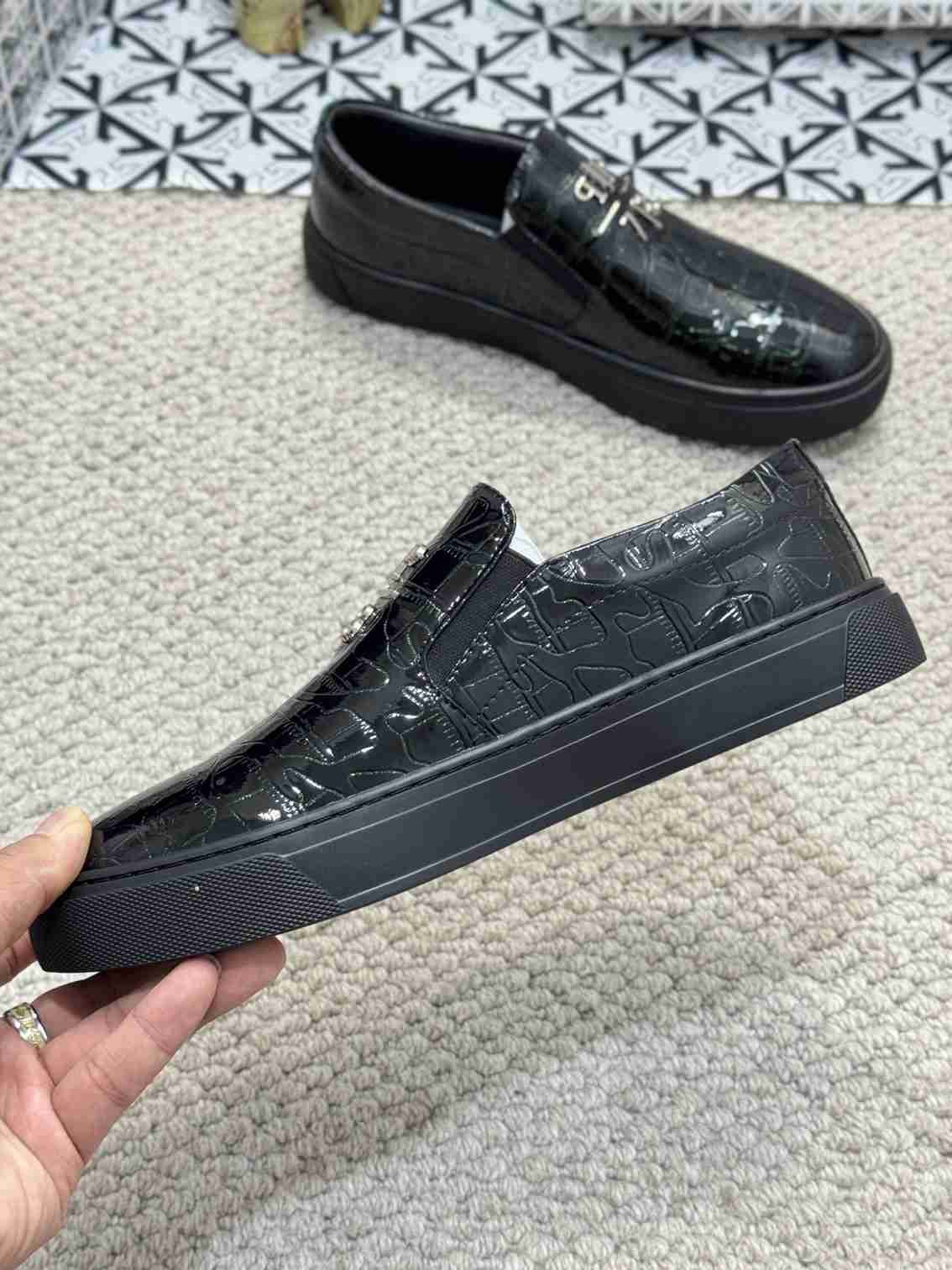 Philipp Plein Men’s Logo Sneakers 1159220
