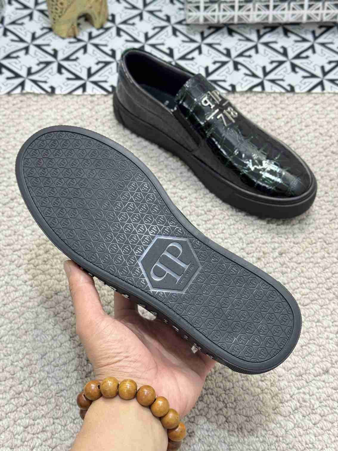Philipp Plein Men’s Logo Sneakers 1159220