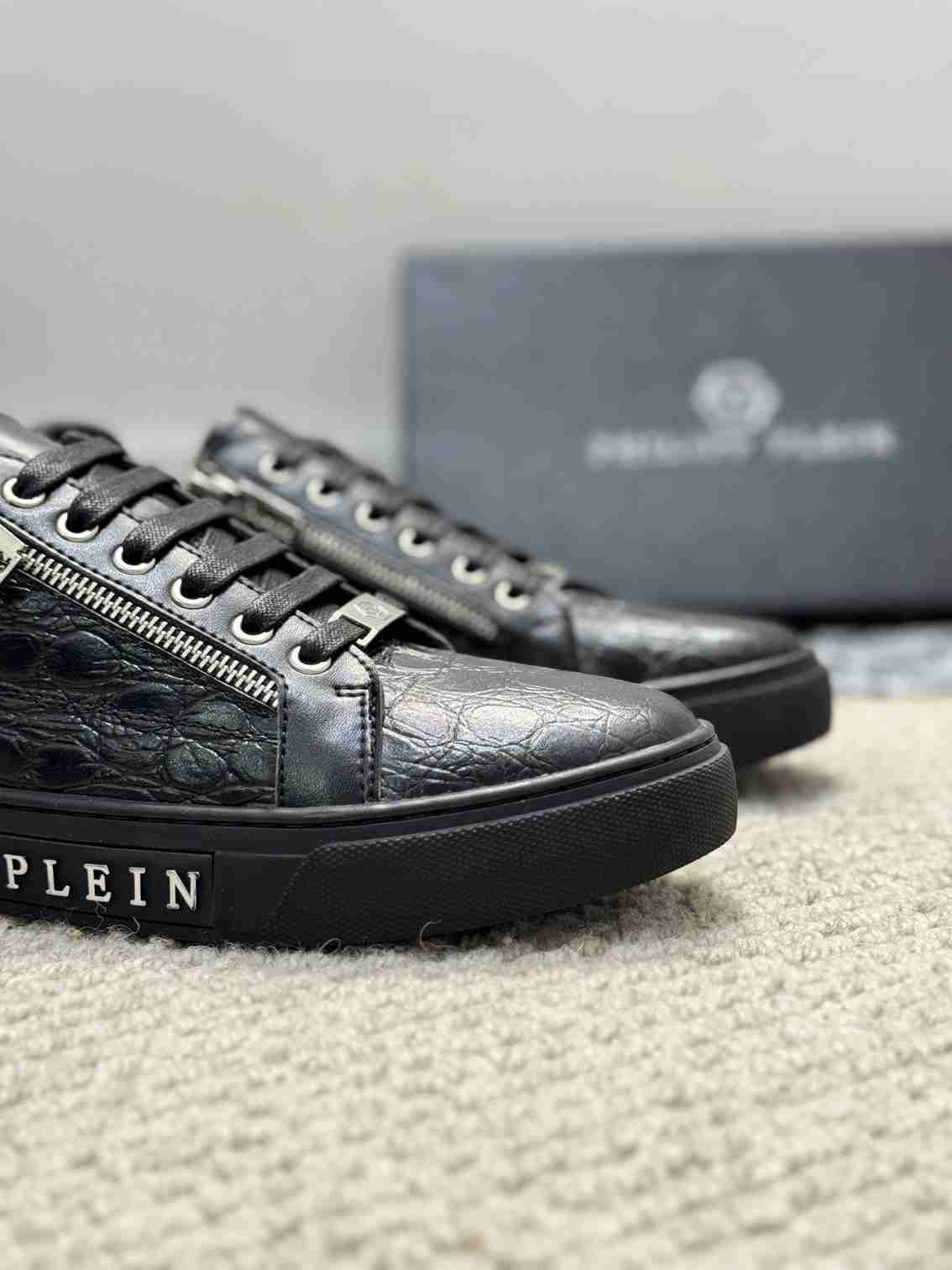 Philipp Plein Men’s Soft lambskin Sneakers 1159220