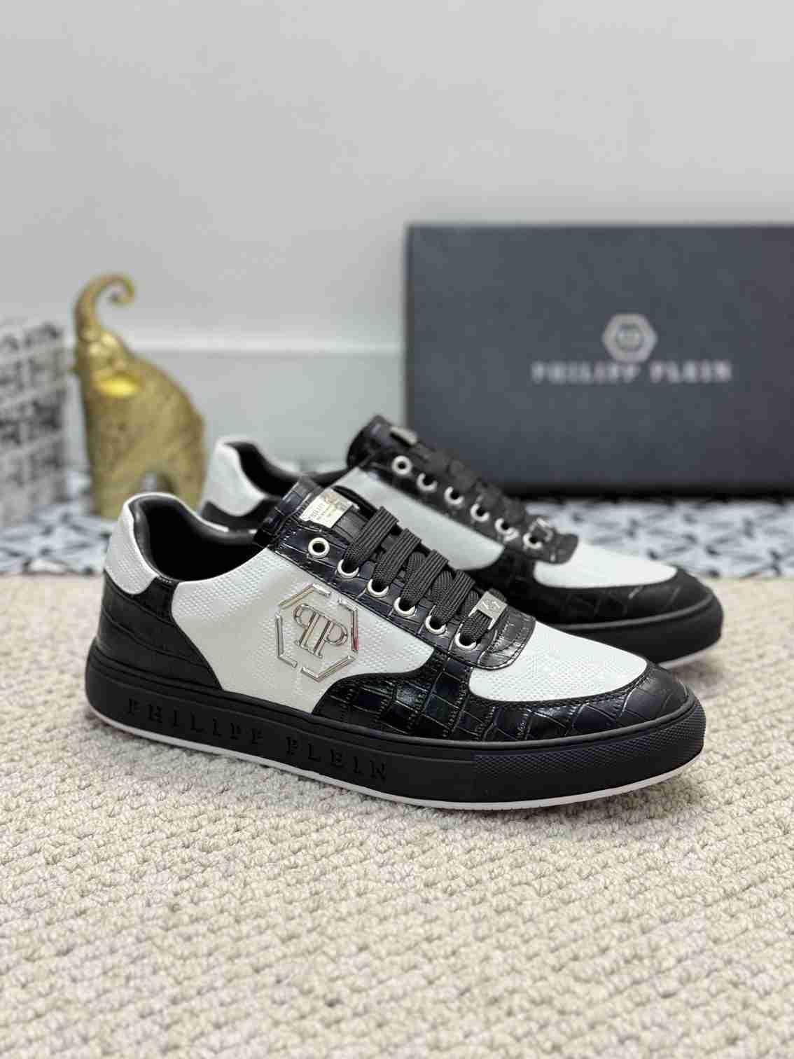 Philipp Plein Men's Soft lambskin Sneakers Colorway 4 1159220