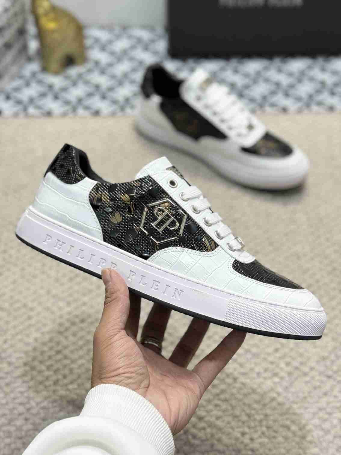 Philipp Plein Men’s Soft lambskin Sneakers 1159220