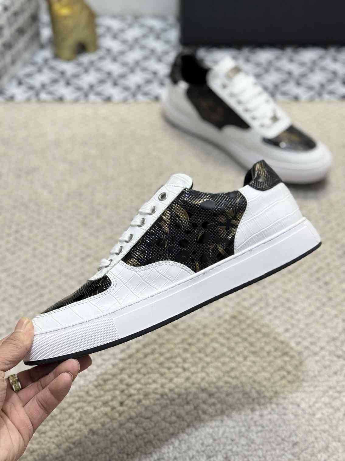 Philipp Plein Men’s Soft lambskin Sneakers 1159220