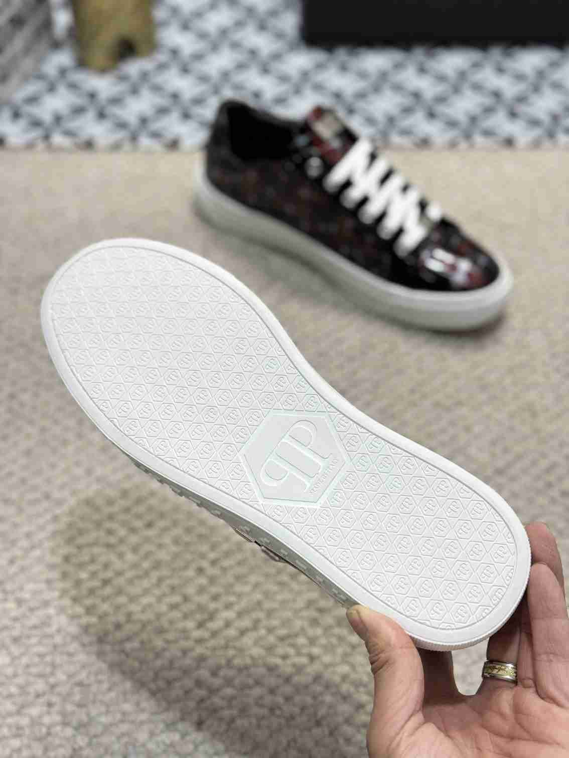 Philipp Plein Men’s Soft lambskin Sneakers 1159220