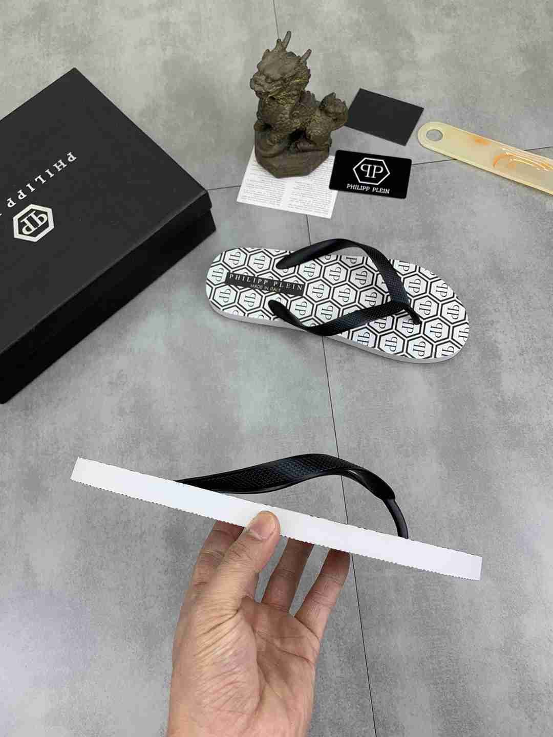 Philipp Plein PP Slides Colorway 9 1081130
