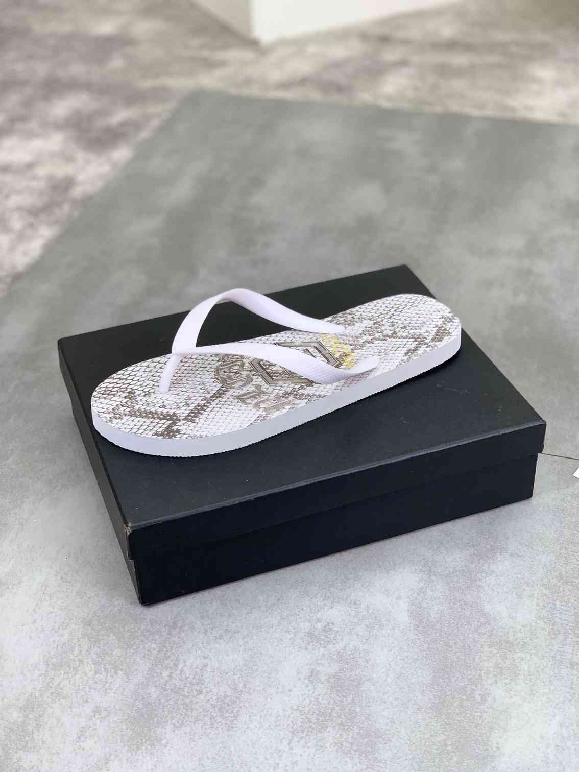Philipp Plein PP Slides Colorway 8 1081130