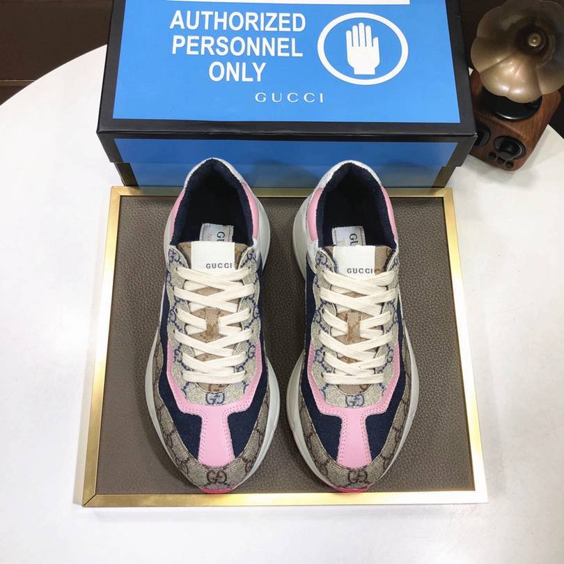 Gucci Chunky Sneakers 1725290