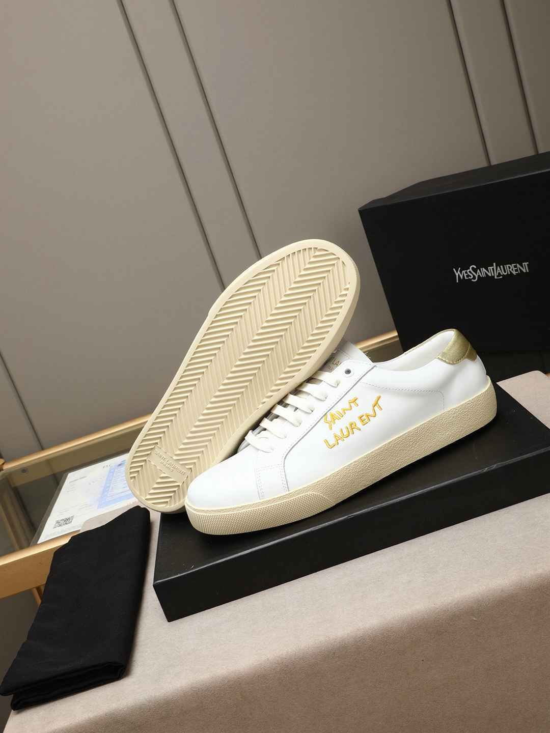 Saint Laurent Men’s YSI logo Sneakers Colorway 2 1308230-2