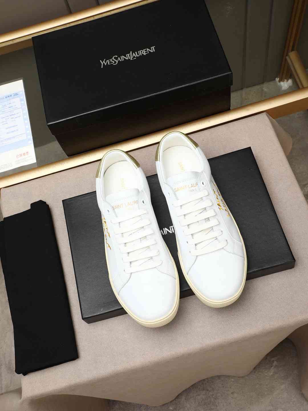 Saint Laurent Men’s YSI logo Sneakers Colorway 2 1308230-2