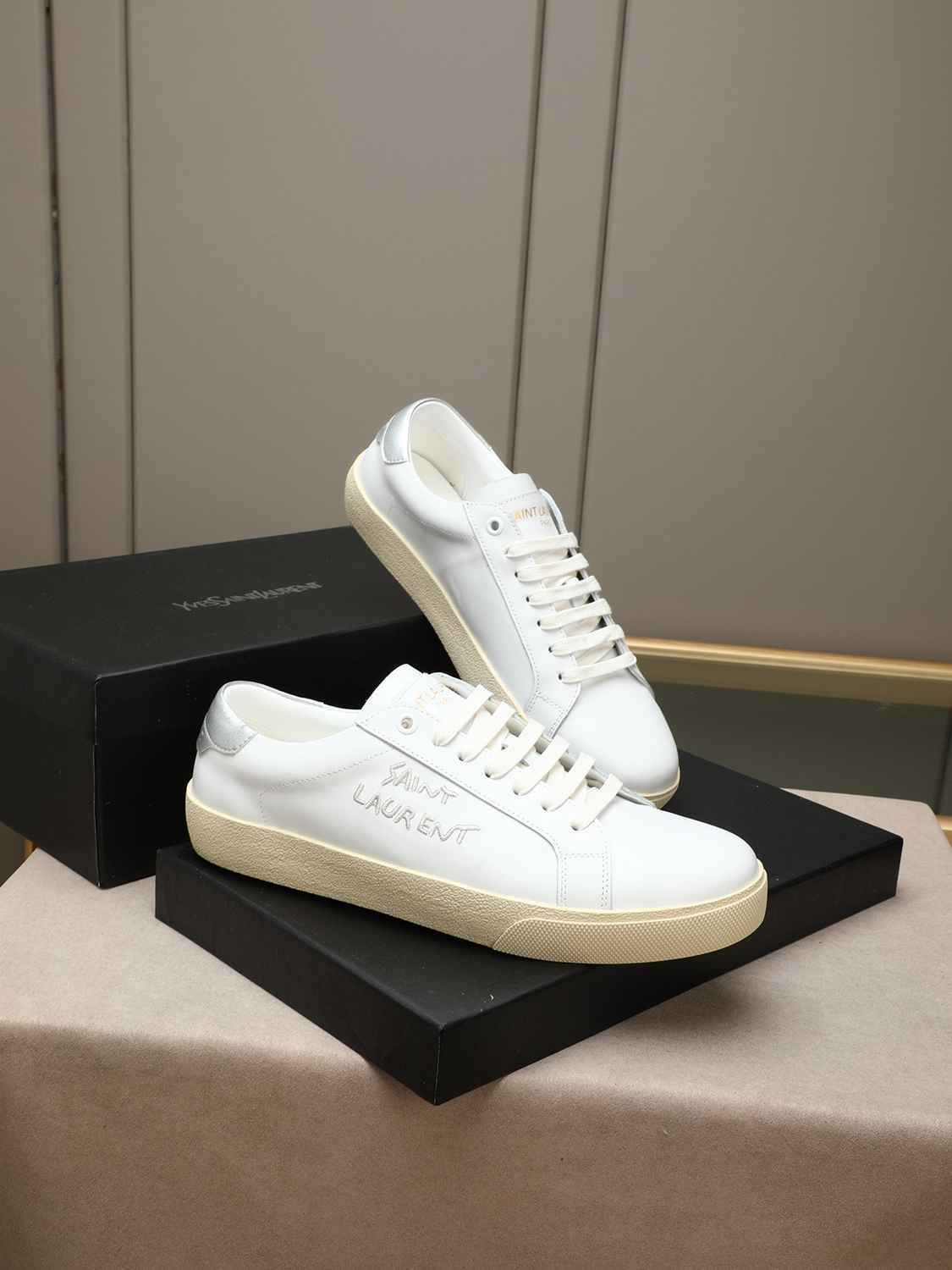 Saint Laurent Men’s YSI logo Sneakers Colorway 1 1308230-1