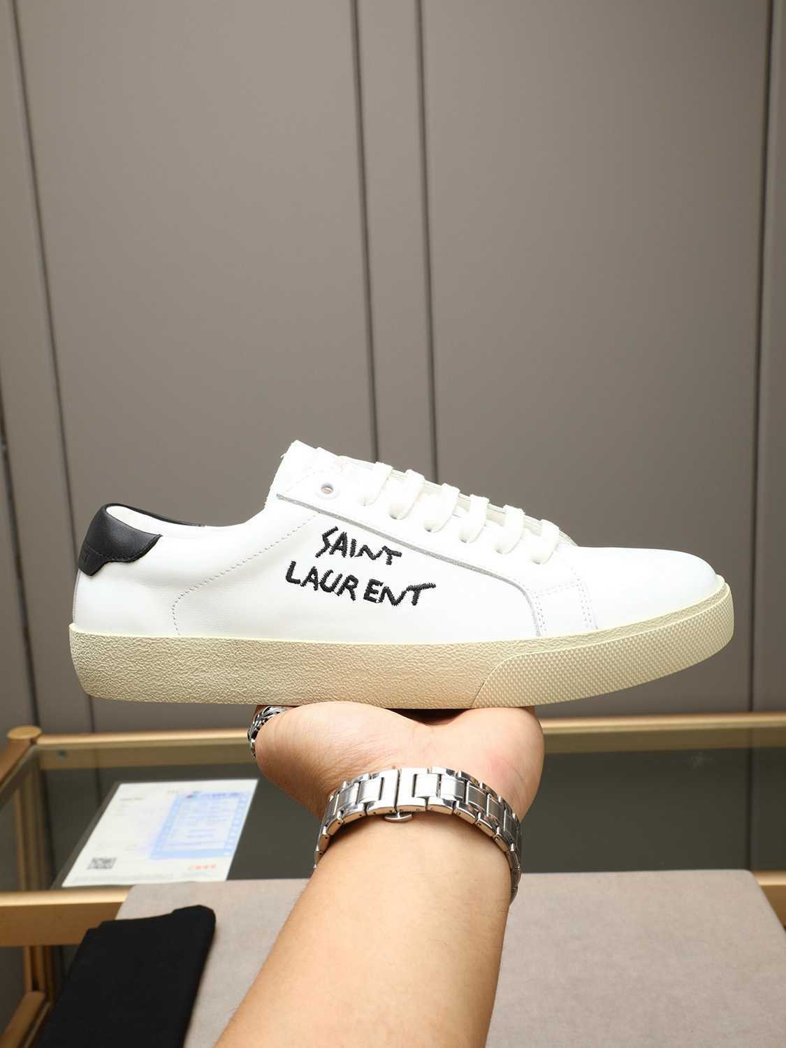 Saint Laurent Men's YSI logo Sneakers 1308230