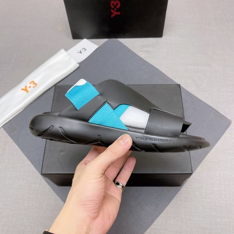 Y-3 Men’s Sandals Colorway 17 1628170-17