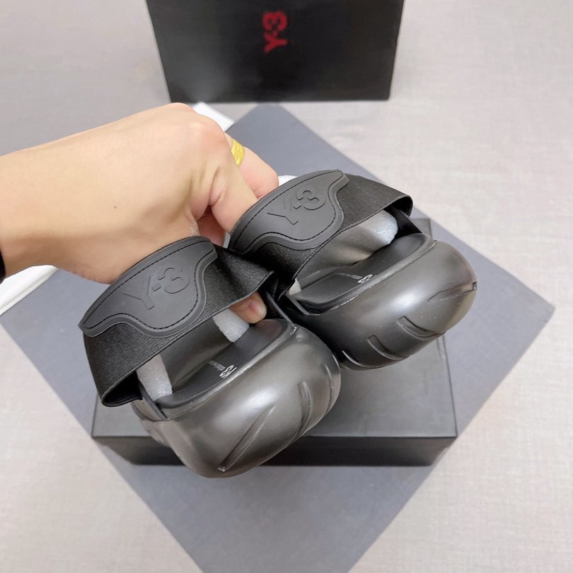 Y-3 Men’s Sandals Colorway 15 1628170-15