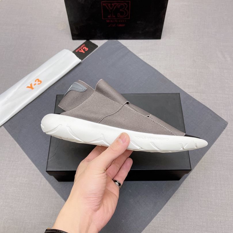 Y-3 em e327916 Sandals Colorway 10 1628170-10