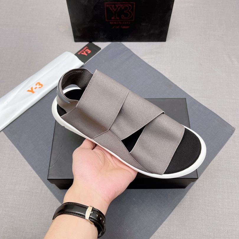 Y-3 em e327916 Sandals Colorway 10 1628170-10