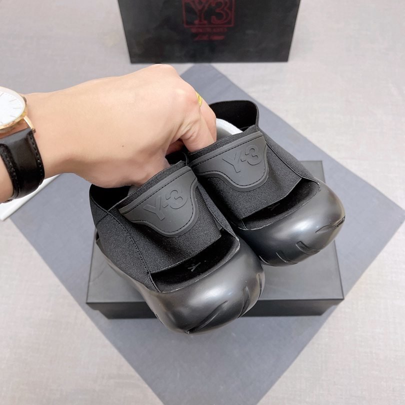 Y-3 em e327916 Sandals Colorway 8 1628170-8