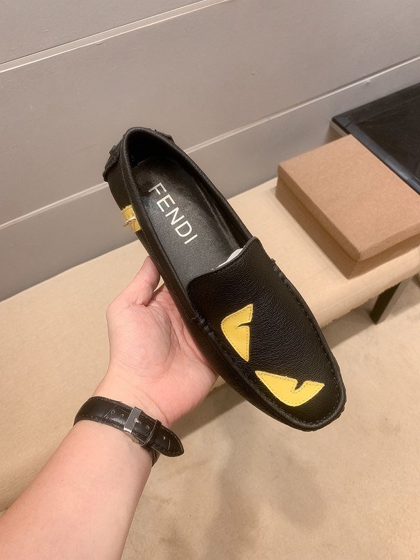 Fendi Calfskin leather Sneakers 1617220