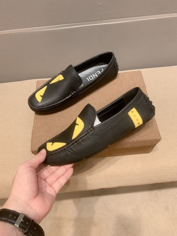 Fendi Calfskin leather Sneakers 1617220