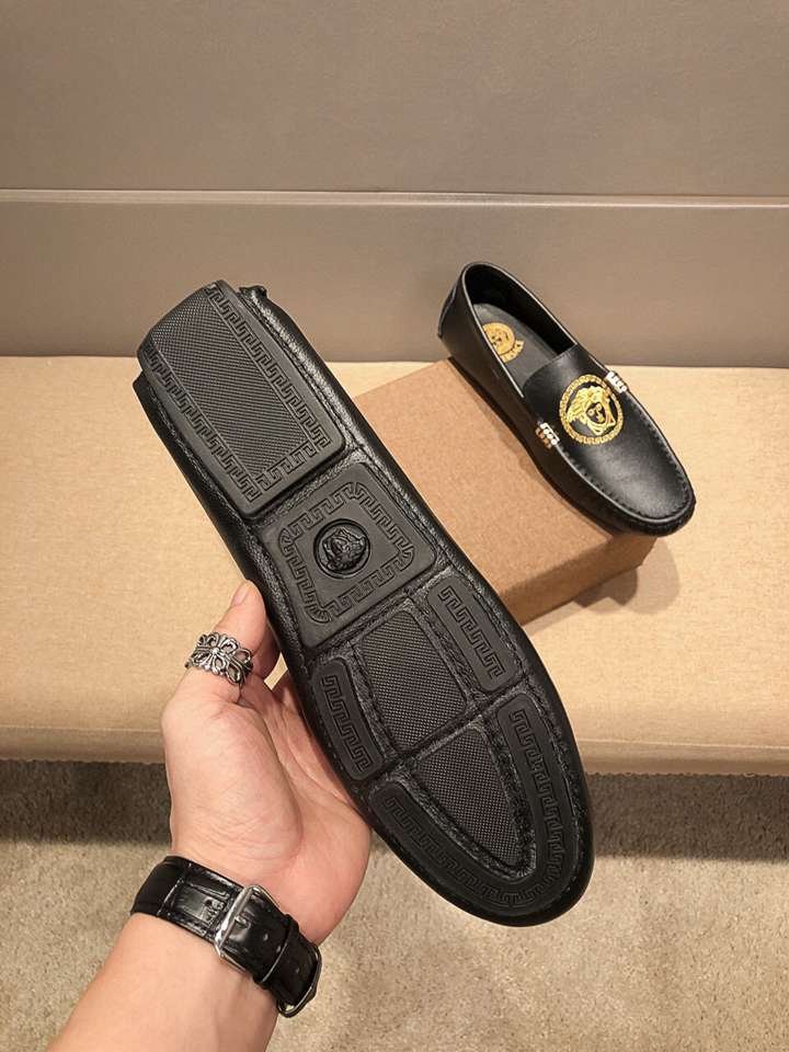 Versace Men’s Leather Loafers Colorway 8 1617220-8