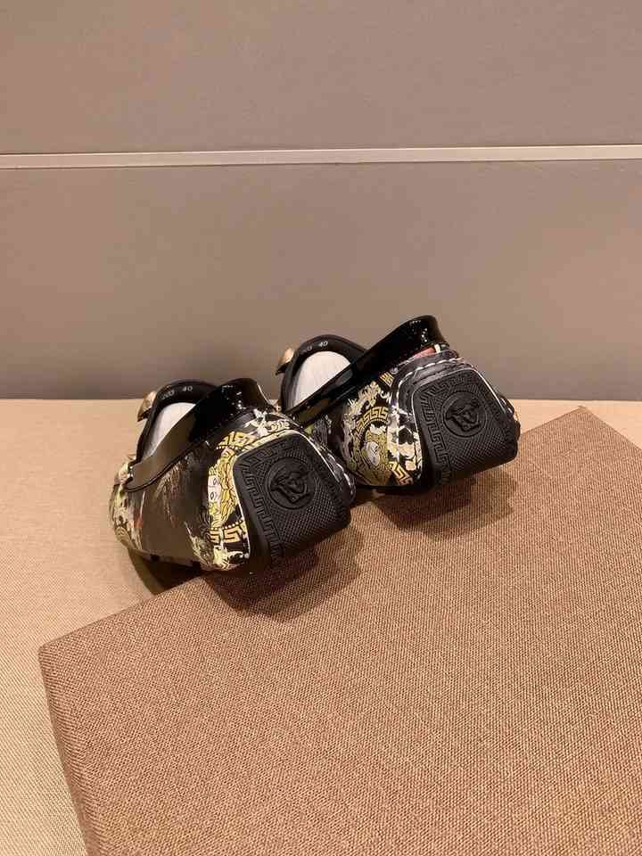 Versace Men’s Leather Sneakers Colorway 7 1617220-7