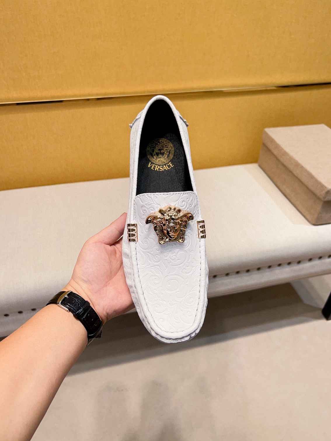 Versace Men’s LOGO Sneakers Colorway 10 1617210-10