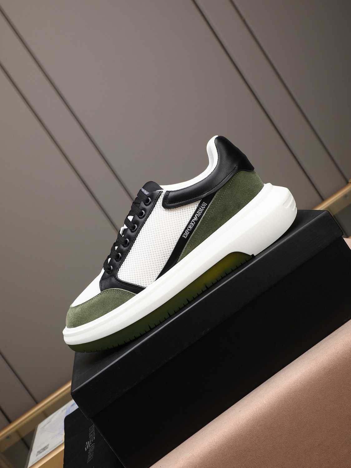 Armani Men’s GIORGIO logo Casual Sneakers Colorway 8 1308250-8