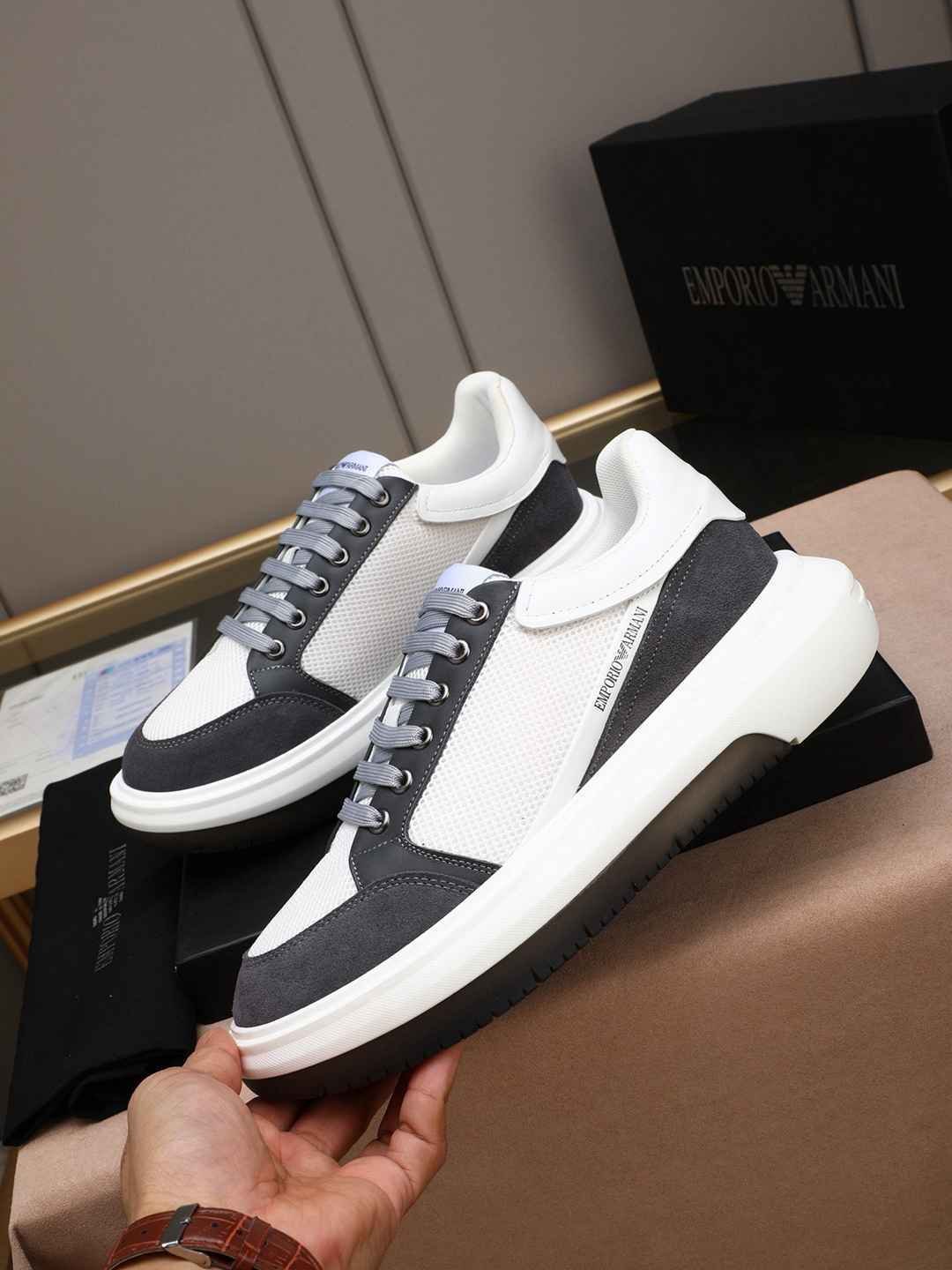 Armani Men’s GIORGIO logo Casual Sneakers Colorway 7 1308250-7