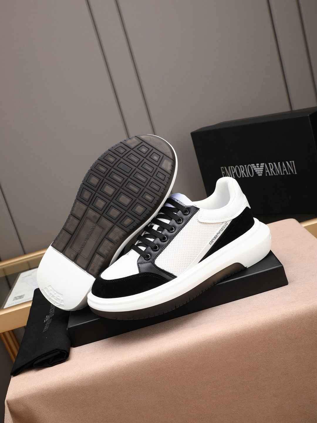 Armani Men’s GIORGIO logo Casual Sneakers Colorway 6 1308250-6