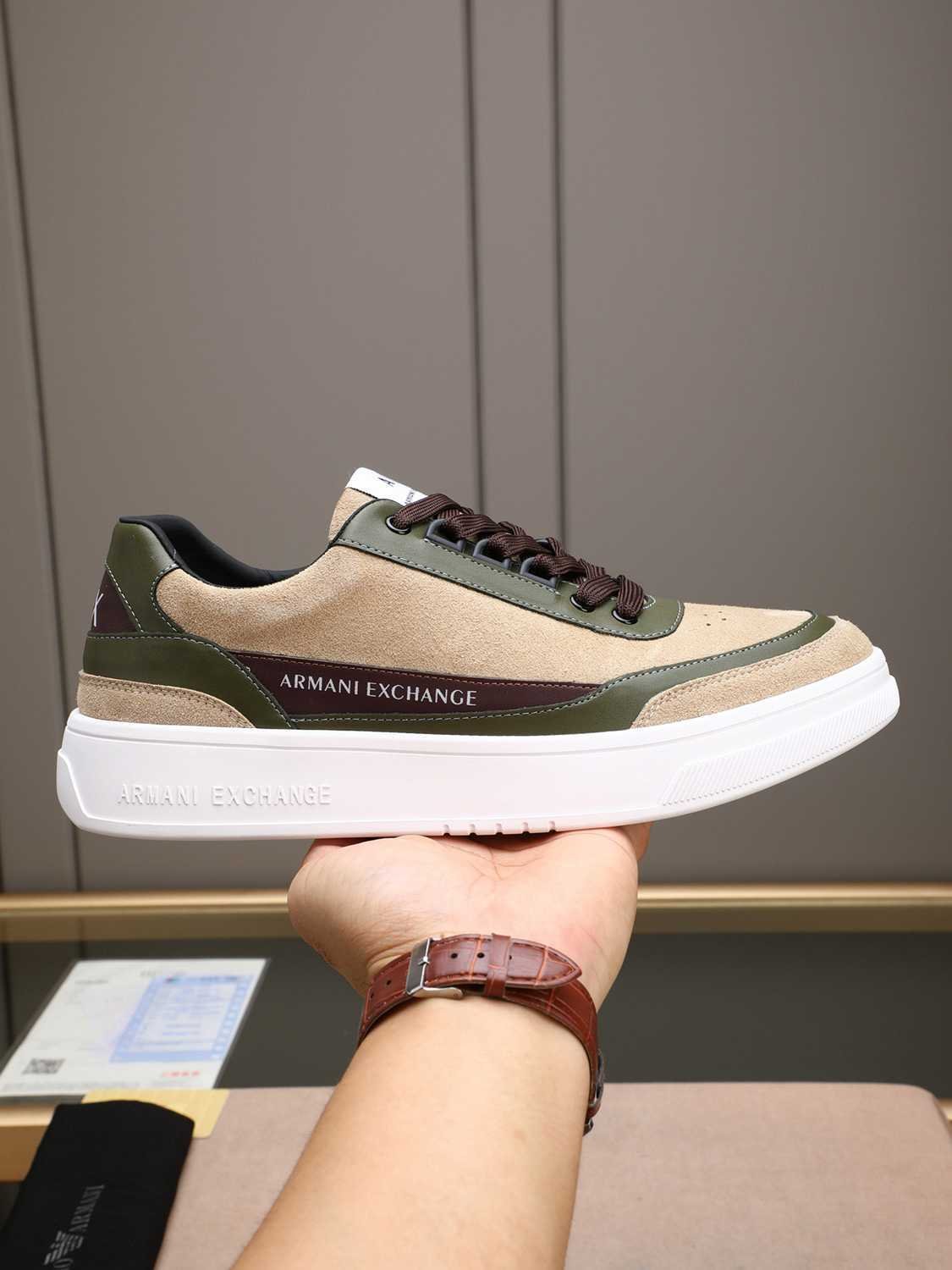 Armani Men's GIORGIO logo Casual Sneakers Colorway 19 1308230-19
