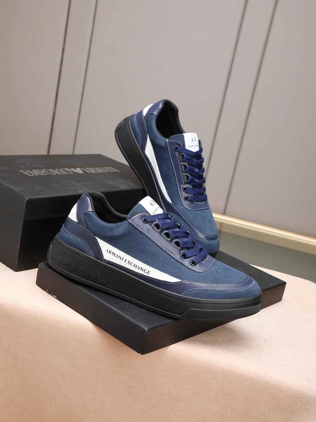 Armani Men’s GIORGIO logo Casual Sneakers Colorway 17 1308230-17