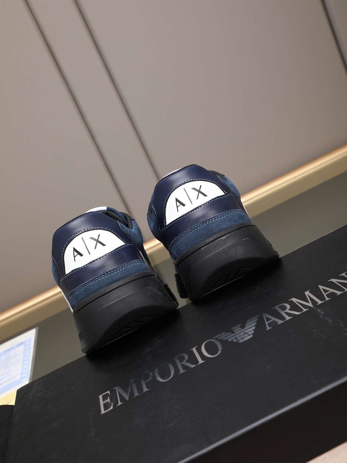 Armani Men’s GIORGIO logo Casual Sneakers Colorway 17 1308230-17
