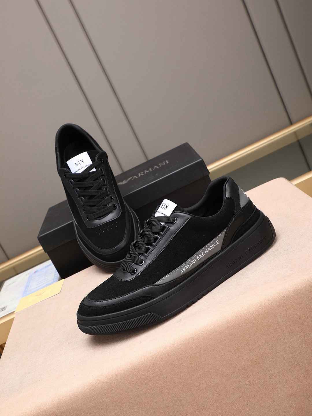 Armani Men’s GIORGIO logo Casual Sneakers Colorway 16 1308230-16