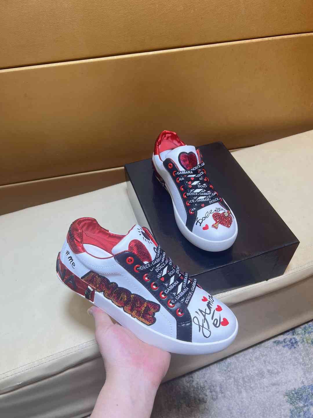 Dolce & Gabbana Men's DG HK Sneakers Colorway 1 1031260-1