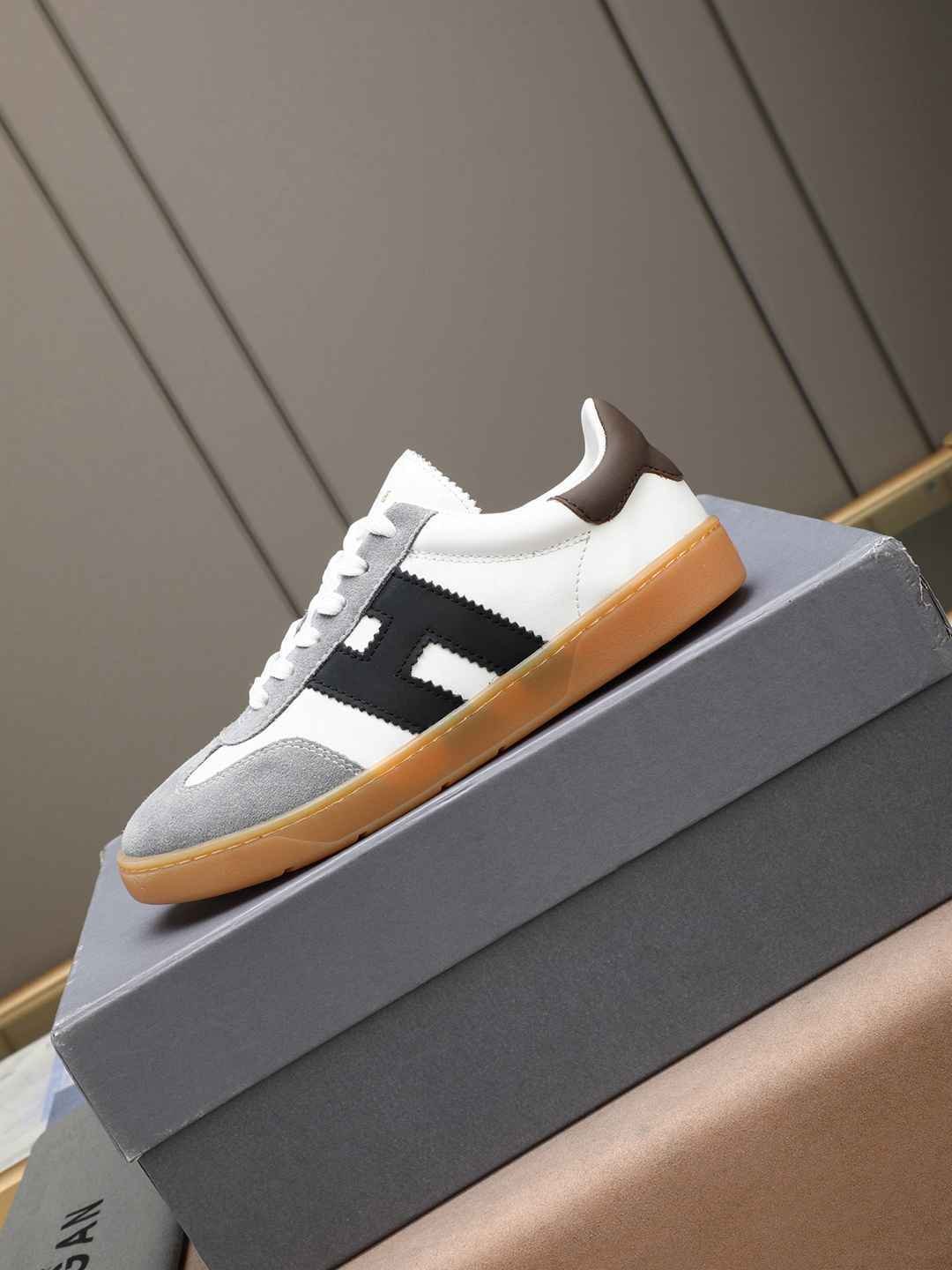 Hogan Platform CM Trainer Sneakers Colorway 7 1308340-7