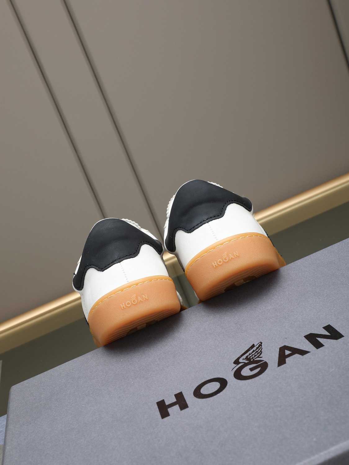 Hogan Platform CM Trainer Sneakers Colorway 3 1308340-3